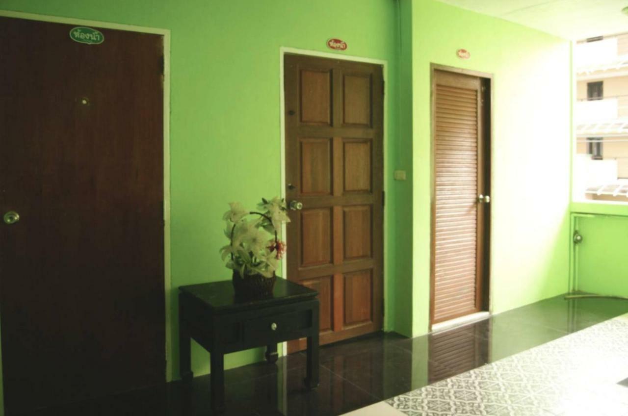 Enrico Hostel Patong Екстериор снимка